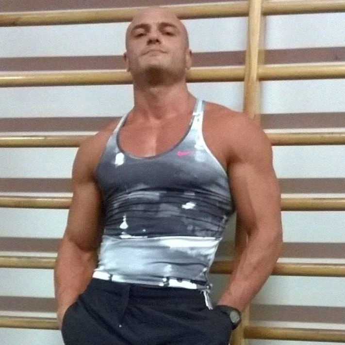 Mario De Rosa – artista e ceramista a Salerno